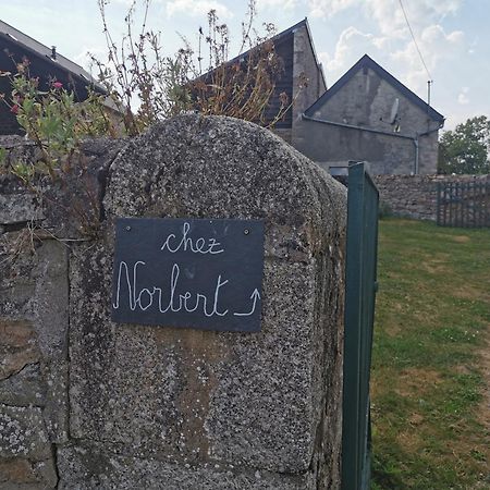 Chez Norbert Villa Quarré-les-Tombes Exteriör bild